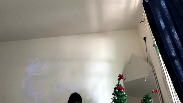 Snapshot of gerson173Hugo chatting on December 3, 2025, 11:42 am gerson173Hugo online show from December 3, 2025, 11:42 am