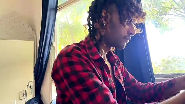 Snapshot of gerson173Hugo chatting on October 23, 2025, 10:47 am gerson173Hugo online show from October 23, 2025, 10:47 am