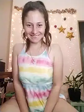 lucecitafantasy2 online show from December 20, 2024, 11:05 pm