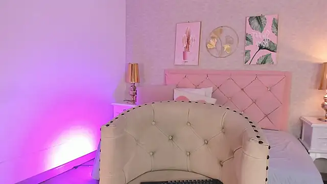 lexa 25  online show from December 1, 2025, 7:37 pm