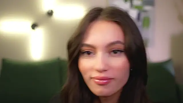 Snapshot of FirstOfFallen chatting on January 30, 2025, 12:37 pm FirstOfFallen online show from January 30, 2025, 12:37 pm