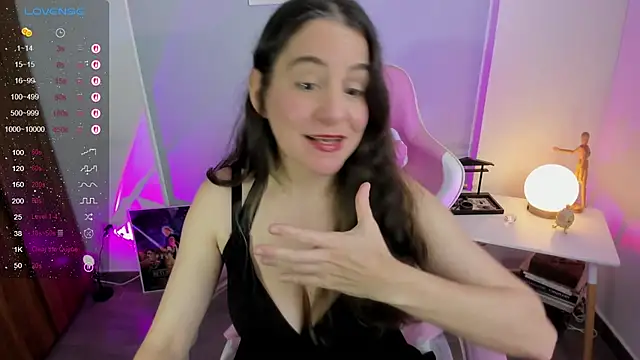 Snapshot of Tamara_m_ chatting on July 25, 2026, 6:25 pm Tamara m online show from July 25, 2026, 6:25 pm