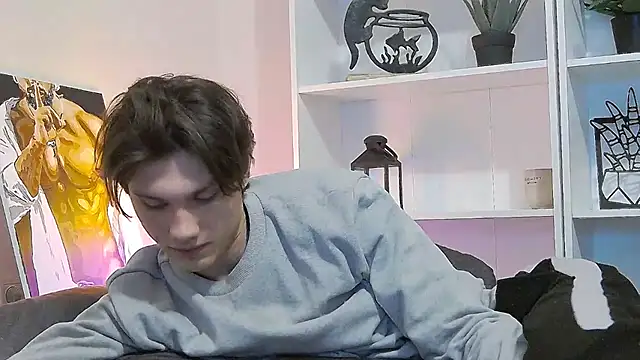 Snapshot of CalvinCay chatting on March 10, 2025, 3:34 am CalvinCay online show from March 10, 2025, 3:34 am