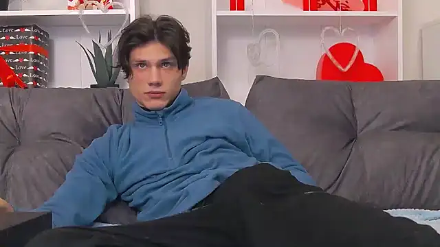 Snapshot of CalvinCay chatting on February 10, 2025, 7:49 pm CalvinCay online show from February 10, 2025, 7:49 pm