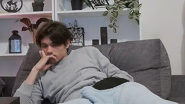 Snapshot of CalvinCay chatting on March 14, 2025, 5:57 pm CalvinCay online show from March 14, 2025, 5:57 pm