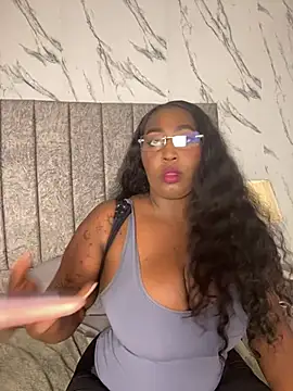 emilyrojas online show from April 8, 2026, 12:17 pm