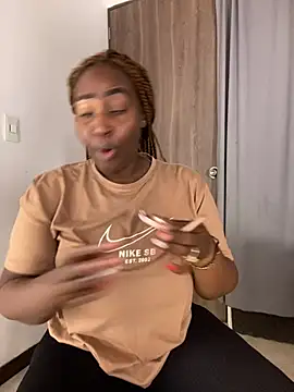 Snapshot of emilyrojas chatting on June 1, 2026, 12:16 pm emilyrojas online show from June 1, 2026, 12:16 pm