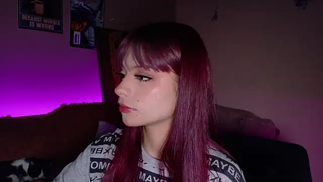 Snapshot of maryberry__ chatting on April 1, 2026, 6:48 am maryberry online show from April 1, 2026, 6:48 am