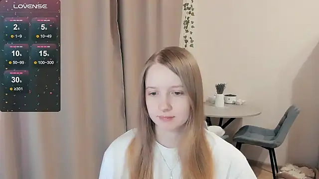 Snapshot of Alyaley chatting on October 26, 2025, 6:52 pm Alyaley online show from October 26, 2025, 6:52 pm