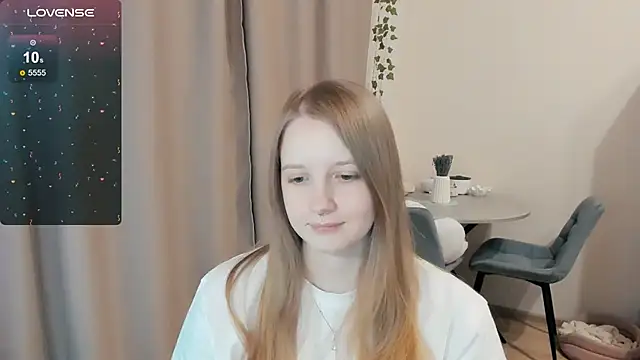 Snapshot of Alyaley chatting on November 15, 2025, 2:26 am Alyaley online show from November 15, 2025, 2:26 am