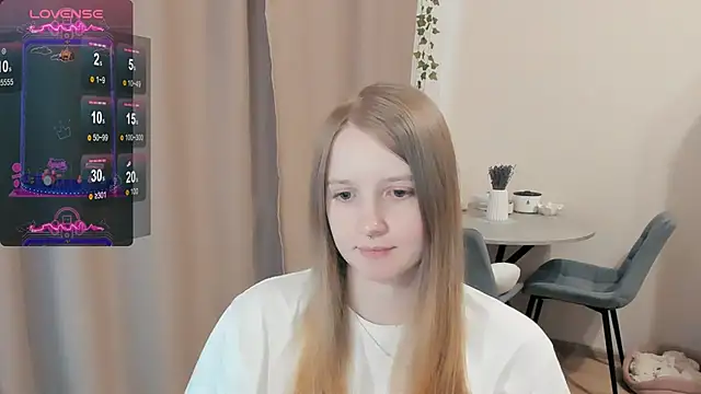 Snapshot of Alyaley chatting on October 7, 2025, 10:05 am Alyaley online show from October 7, 2025, 10:05 am