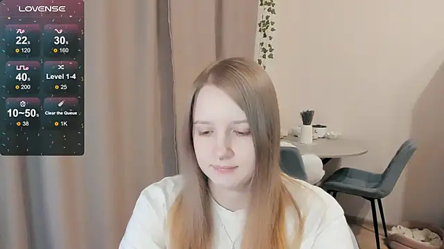 Snapshot of Alyaley chatting on November 11, 2025, 12:49 am Alyaley online show from November 11, 2025, 12:49 am