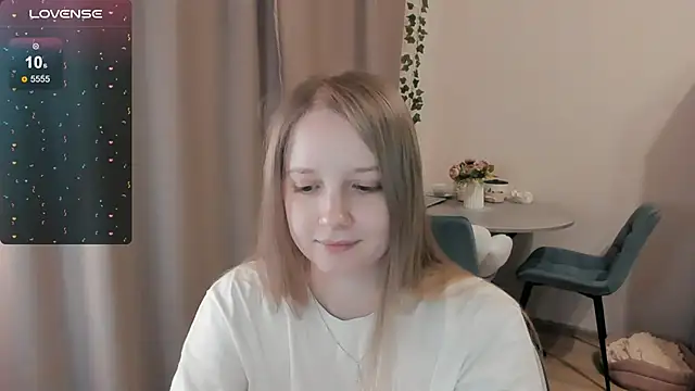 Snapshot of Alyaley chatting on March 9, 2026, 1:31 am Alyaley online show from March 9, 2026, 1:31 am