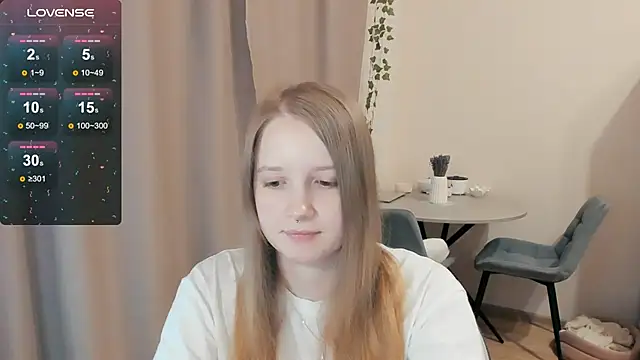 Snapshot of Alyaley chatting on November 4, 2025, 3:16 pm Alyaley online show from November 4, 2025, 3:16 pm