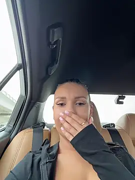 Snapshot of Syka0001 chatting on March 26, 2026, 10:57 am Syka0001 online show from March 26, 2026, 10:57 am