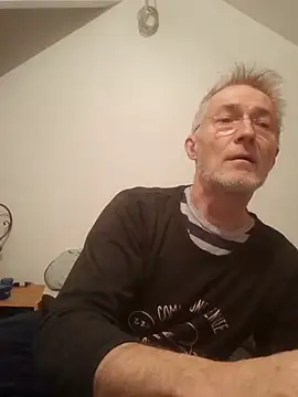 Snapshot of 60philippe chatting on January 22, 2025, 5:38 pm 60philippe online show from January 22, 2025, 5:38 pm