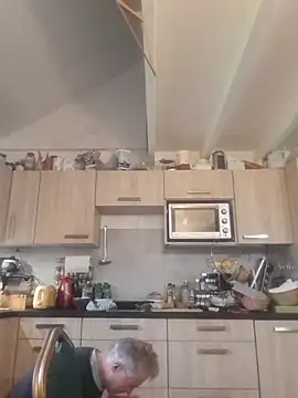 Snapshot of 60philippe chatting on January 28, 2025, 8:47 am 60philippe online show from January 28, 2025, 8:47 am