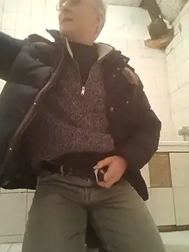 Snapshot of 60philippe chatting on February 14, 2025, 2:54 pm 60philippe online show from February 14, 2025, 2:54 pm