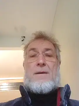 Snapshot of 60philippe chatting on December 8, 2024, 2:19 pm 60philippe online show from December 8, 2024, 2:19 pm