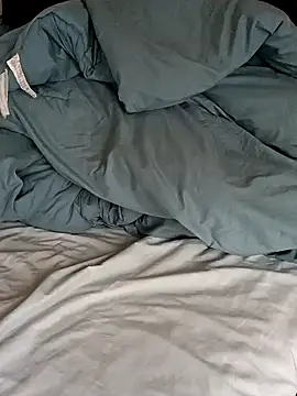 momentum2023 online show from October 28, 2025, 1:54 pm