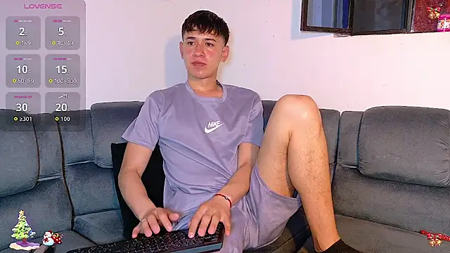 Snapshot of Mr_daren_ chatting on December 5, 2025, 8:50 pm Mr daren online show from December 5, 2025, 8:50 pm