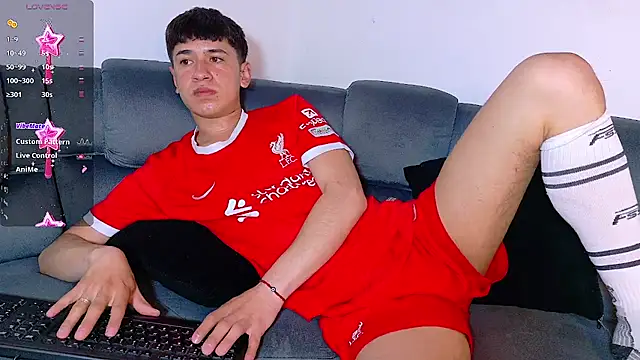 Snapshot of Mr_daren_ chatting on November 11, 2025, 7:08 pm Mr daren online show from November 11, 2025, 7:08 pm