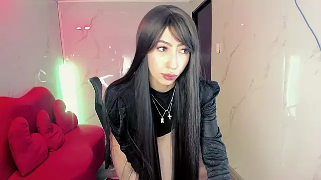 Snapshot of LilithCooperr_ chatting on May 16, 2026, 10:20 pm LilithCooperr online show from May 16, 2026, 10:20 pm