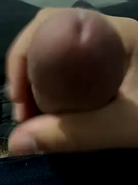 Snapshot of mario24thunder chatting on October 1, 2025, 11:30 pm mario24thunder online show from October 1, 2025, 11:30 pm