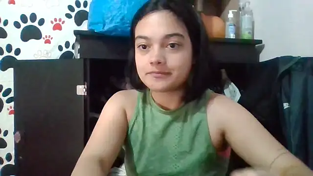 Snapshot of littlemelii chatting on October 13, 2025, 12:01 am littlemelii online show from October 13, 2025, 12:01 am