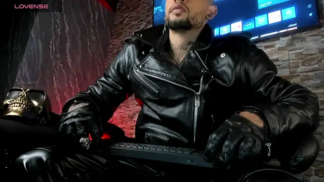 Snapshot of Seth_Owner chatting on March 12, 2026, 1:33 am Seth Owner online show from March 12, 2026, 1:33 am