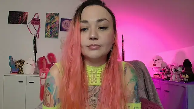 PinkHurricaneOfficial online show from October 30, 2025, 4:04 pm