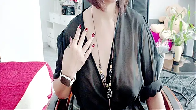 Snapshot of Miu-Le chatting on August 2, 2026, 7:29 am Miu-Le online show from August 2, 2026, 7:29 am
