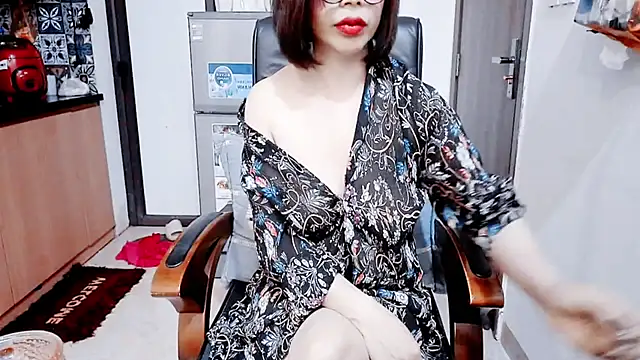 Miu-Le online show from February 8, 2026, 7:17 am