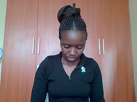 sexy darleen23 online show from October 24, 2025, 7:29 am