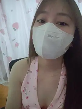 Snapshot of Kajisu_26 chatting on June 6, 2026, 1:44 am Kajisu 26 online show from June 6, 2026, 1:44 am