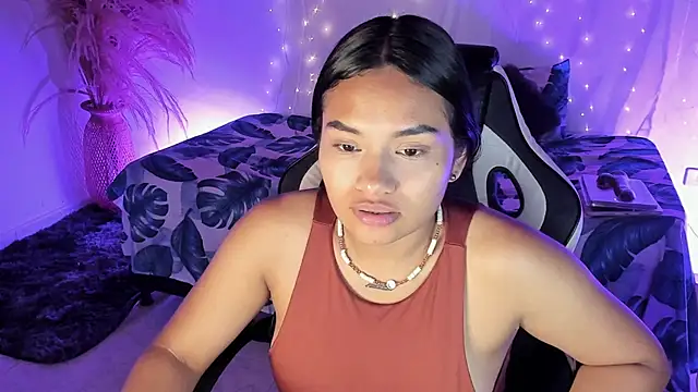 Snapshot of Riana_Kean chatting on March 15, 2026, 3:46 am Riana Kean online show from March 15, 2026, 3:46 am