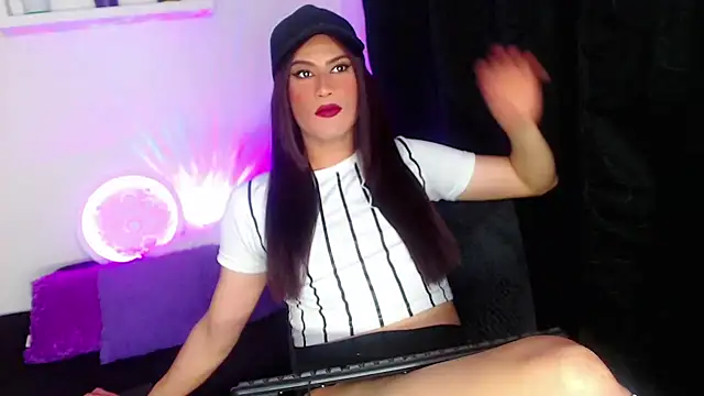 Snapshot of Ari_Tss chatting on January 29, 2025, 7:43 pm Ari Tss online show from January 29, 2025, 7:43 pm