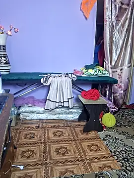 Snapshot of _Kitti_ chatting on November 6, 2025, 11:03 am Kitti online show from November 6, 2025, 11:03 am