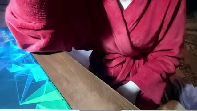  Kitti  online show from February 11, 2026, 12:27 pm