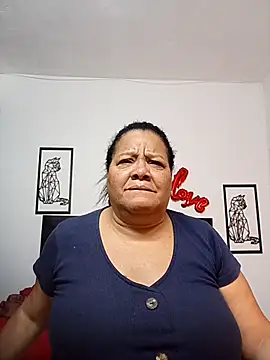 Snapshot of Shanttal0272 chatting on October 8, 2025, 3:24 pm Shanttal0272 online show from October 8, 2025, 3:24 pm