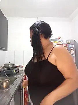 Shanttal0272 online show from February 3, 2026, 1:05 pm