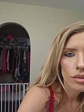 ellieconradxo online show from July 22, 2026, 4:31 pm
