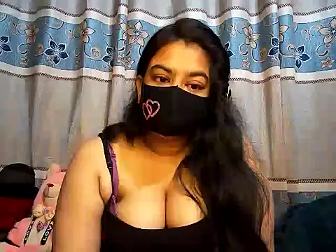 A-sweetgirl online show from February 23, 2025, 8:39 am