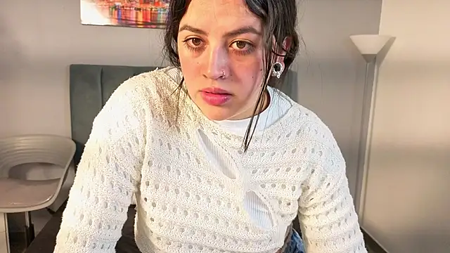Snapshot of Alli_cooper chatting on June 18, 2026, 3:17 pm Alli cooper online show from June 18, 2026, 3:17 pm