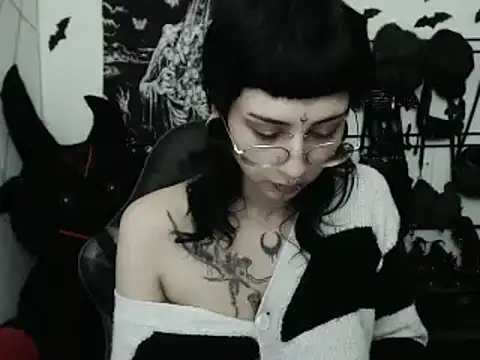 Snapshot of n0sferatus__ chatting on March 13, 2026, 2:49 am n0sferatus online show from March 13, 2026, 2:49 am