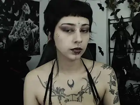 Snapshot of n0sferatus__ chatting on June 26, 2026, 2:50 am n0sferatus online show from June 26, 2026, 2:50 am