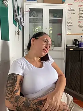 Snapshot of nurse_desi_sexlove chatting on June 17, 2026, 2:38 pm nurse desi sexlove online show from June 17, 2026, 2:38 pm