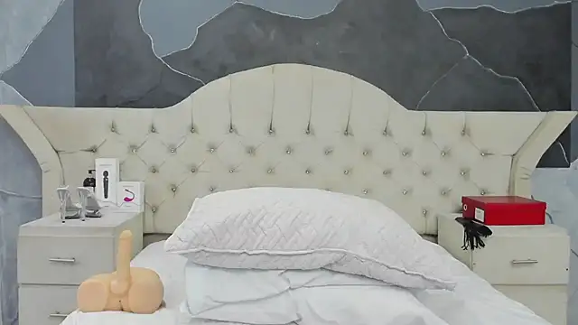 AmberGreyy  online show from March 9, 2025, 9:57 pm