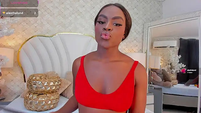 Snapshot of IsabellaBromsS chatting on October 6, 2025, 10:10 pm IsabellaBromsS online show from October 6, 2025, 10:10 pm