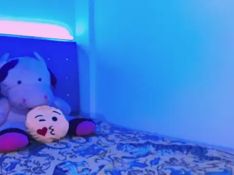 ladypussy69 online show from February 3, 2026, 2:32 am